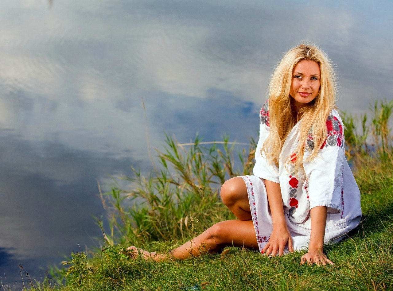 Sexy girl Slavic girls in Madurai