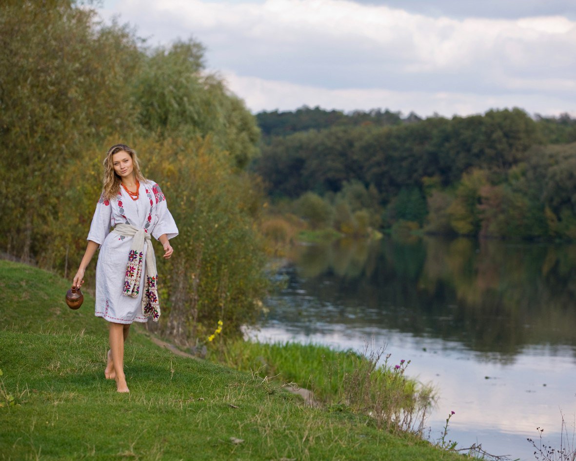 Nude girl Slavic women in Madurai