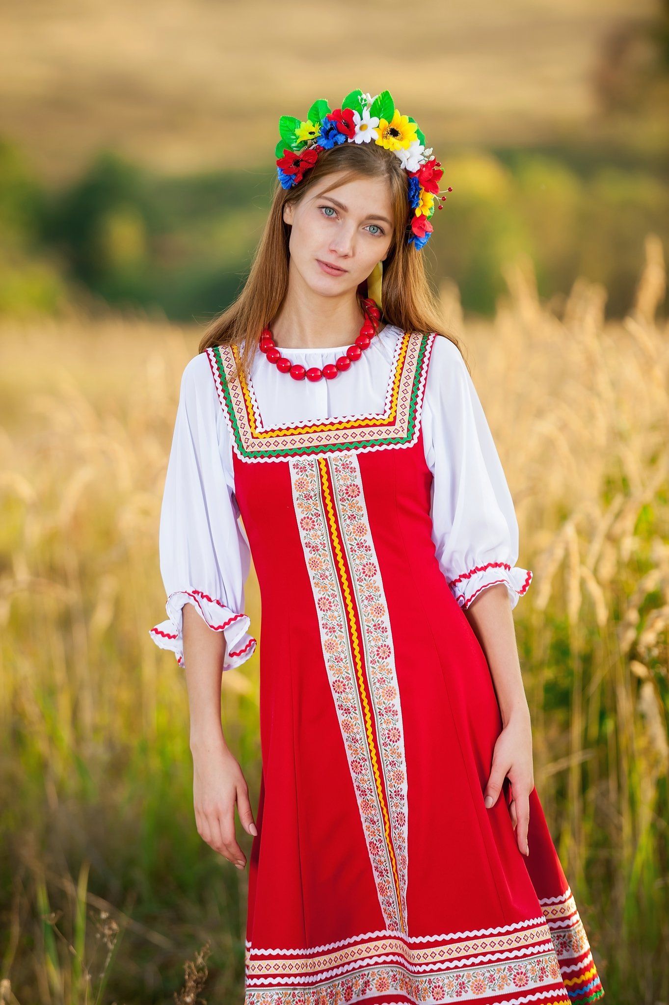 Women in Slavic costumes in Madurai — step in, relax, and chat live